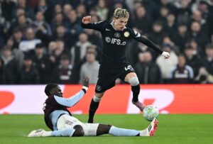 Chelsea họp bàn chiến thuật tạo làn sóng phẫn nộ lớn