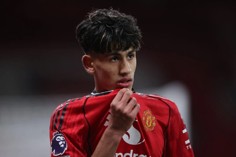 JJ Gabriel lập cú đúp